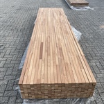 Ca. 88x Guyana Teak Latten Geschaafd Gevingerlast, 27x45mm, lengte 400